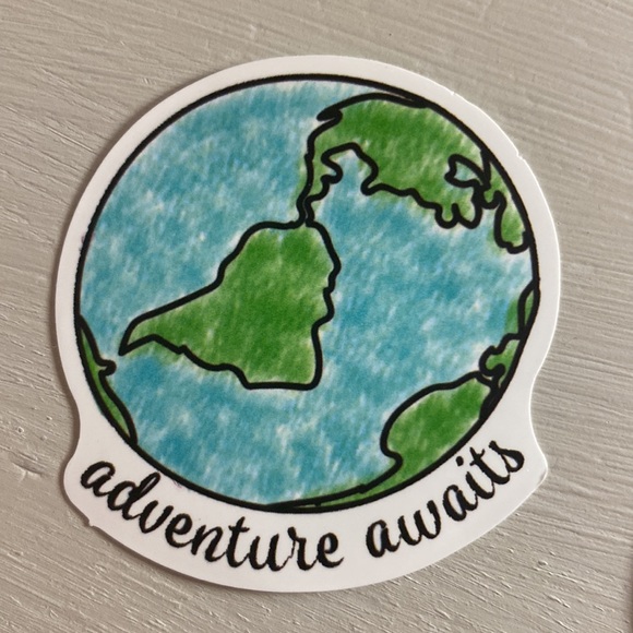 Set of 4.  Travel vinyl stickers. - Picture 2 of 5